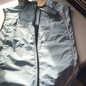 NWT Runner’s vest